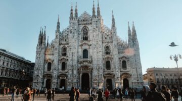 Duomo Di Milano, Catedral em Milão. (Foto: Jackie Jabson/Pexels).