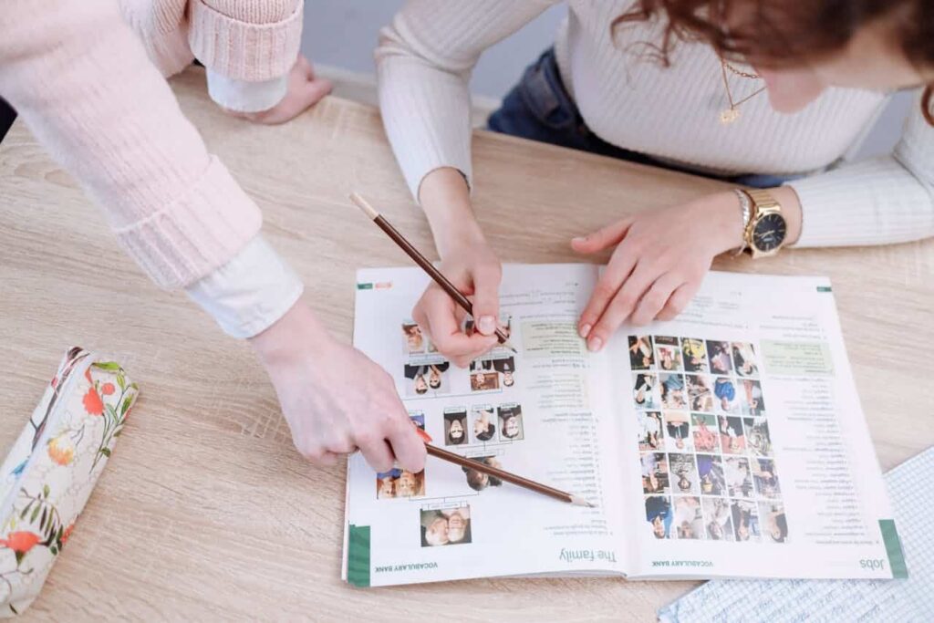 Iniciativa promove compreensão do fórum global. (Foto: Thirdman/Pexels)