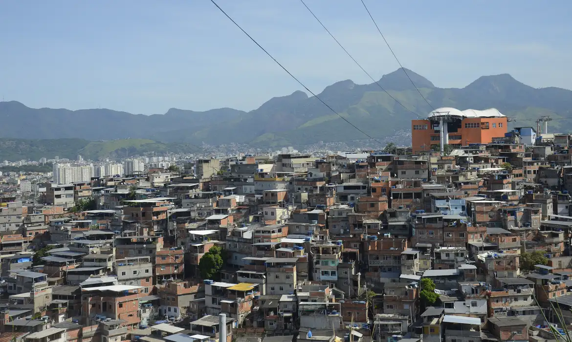 Alívio térmico: programas ambientais transformam favelas do Rio