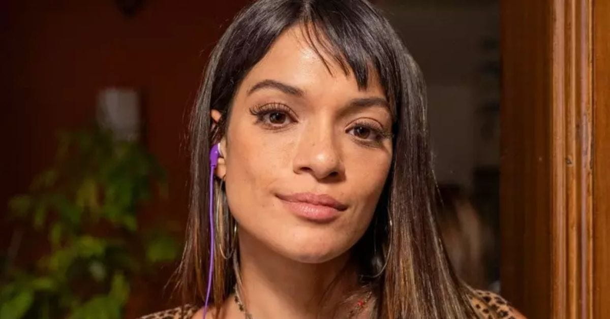 Personagem Lucimar da novela Vale Tudo destaca pensão alimentícia