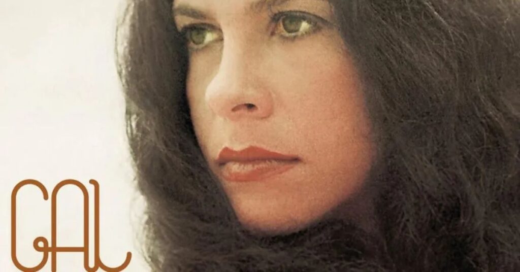 80 anos de Gal Costa celebrados com tributos e lançamentos Capa do álbum Gal, lançado em 1979 por Gal Costa