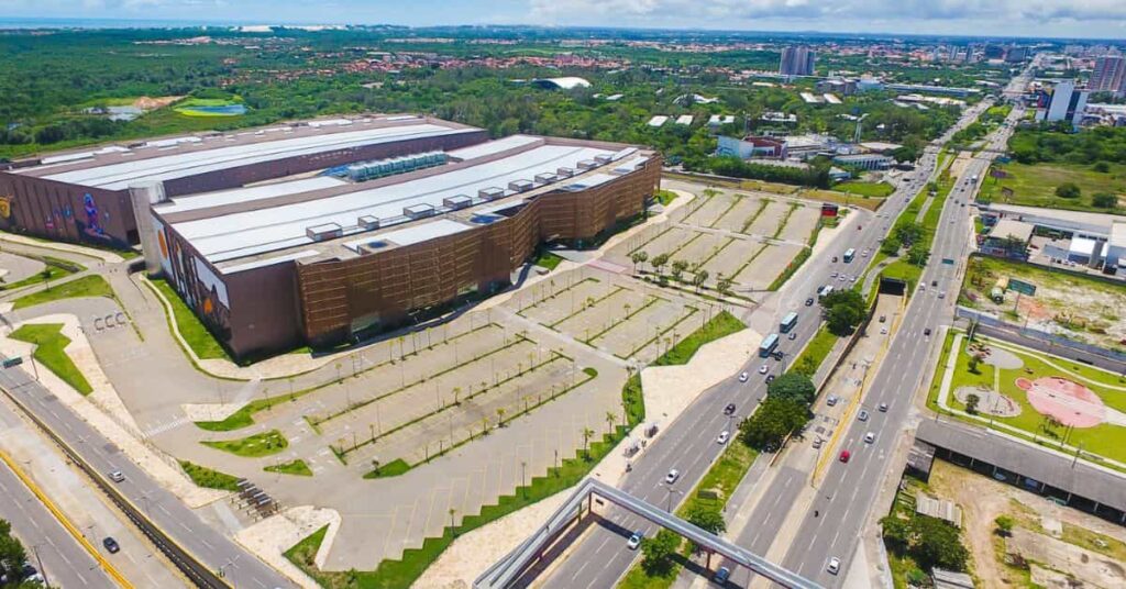 Visão panorâmica do Centro de Eventos do Ceará durante a Feira do Empreendedor e o Siará Tech Summit promovidos pelo Sebrae Ceará.
