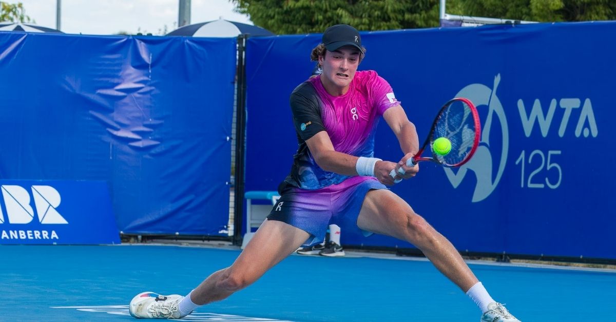 João Fonseca é campeão do ATP 500 da Basileia.
