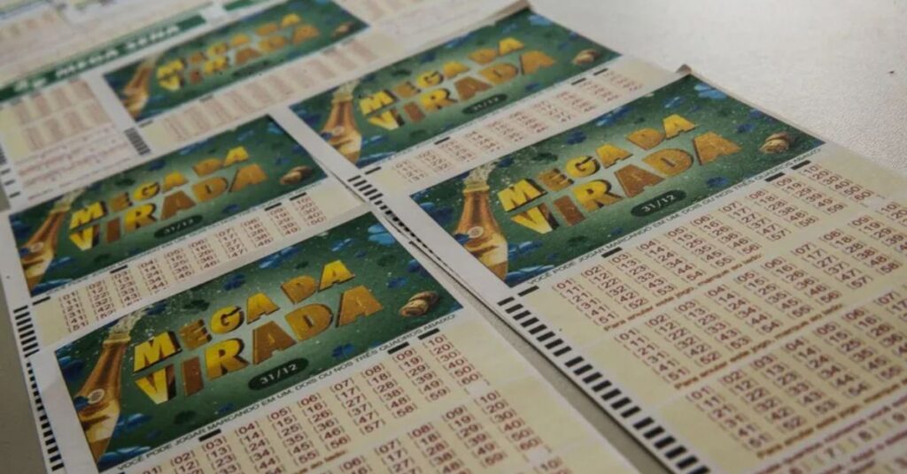 Mega da Virada 2025 com bilhetes de aposta e expectativa de prêmio histórico