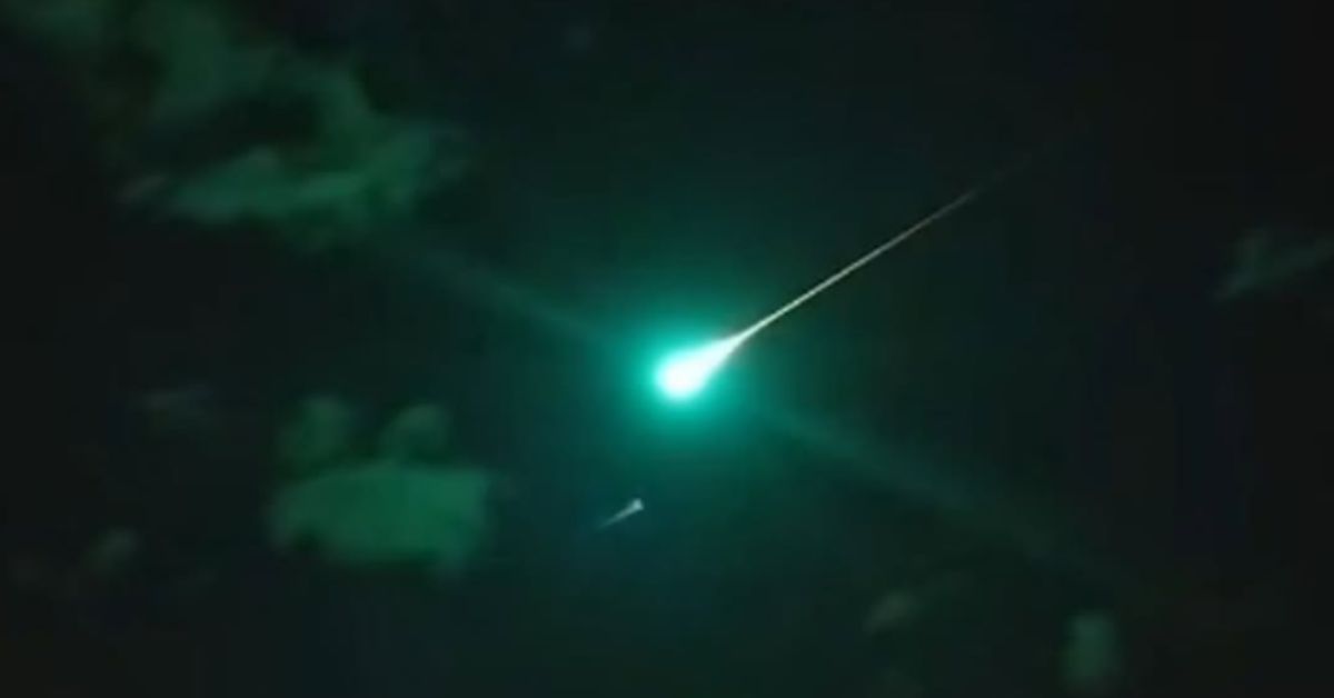 meteoro é avistado cruzando o céu do Nordest
