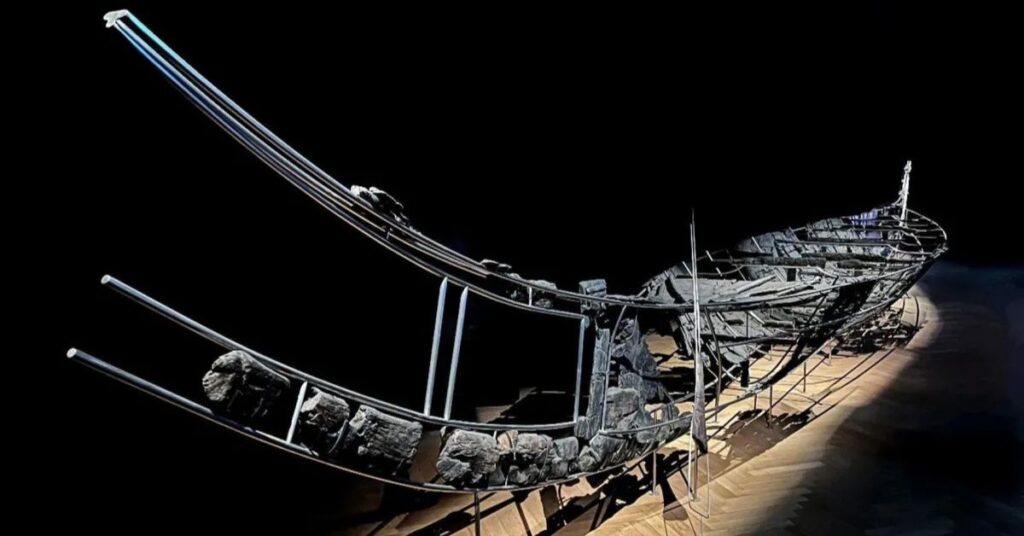 Mistérios históricos revelados pelo estudo do barco Hjortspring exposto no Museu Nacional da Dinamarca