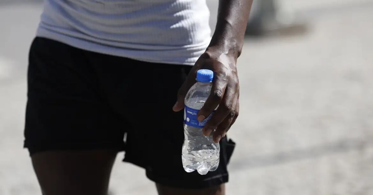onda de calor aumenta a importância da hidratação ao ar livre