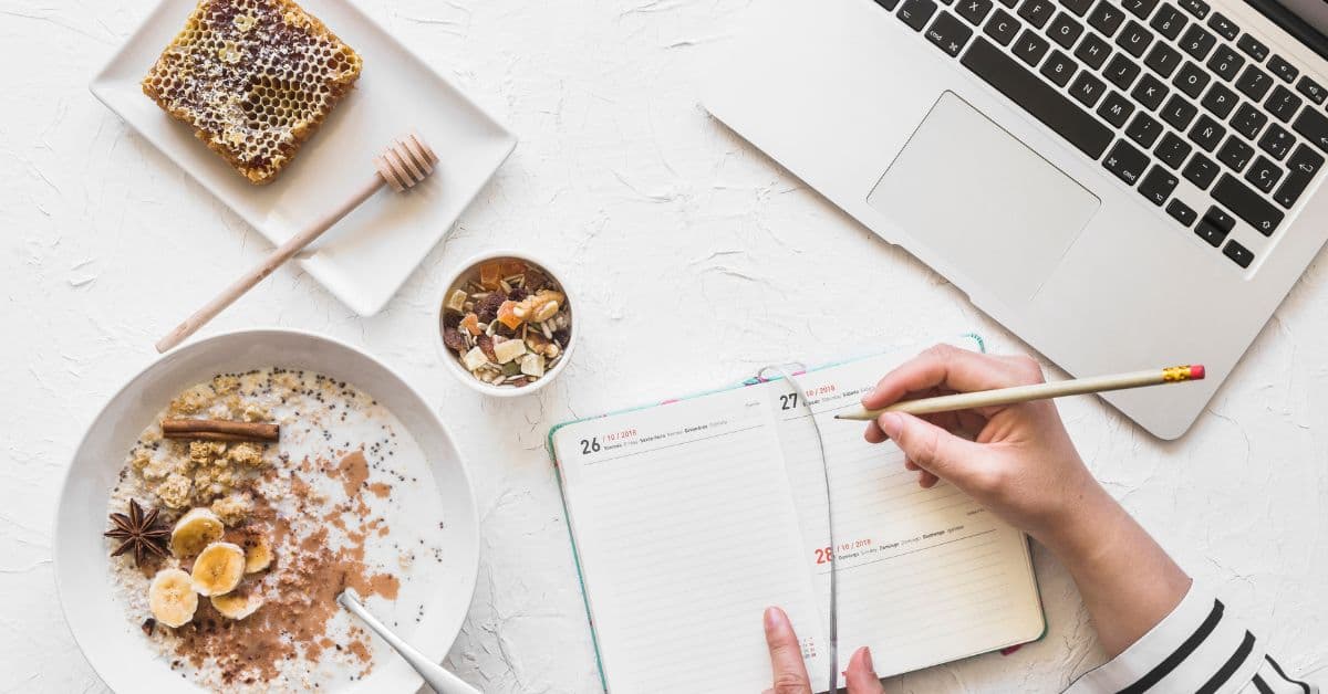 começar o dia pelo mais difícil em uma rotina organizada com planejamento e foco logo pela manhã
