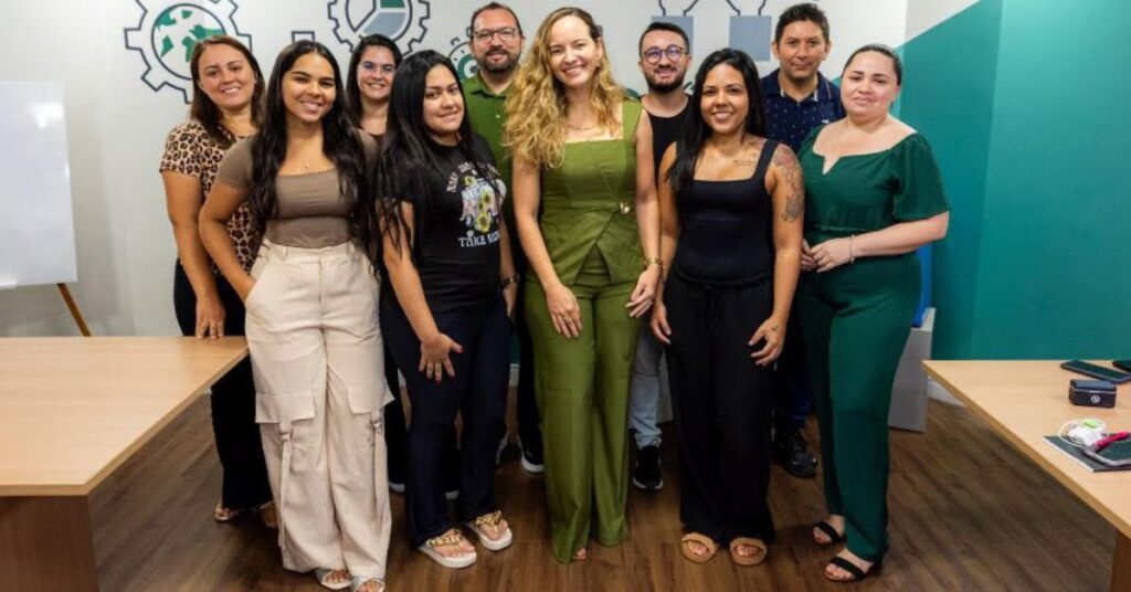 programa de desenvolvimento de líderes reúne colaboradores da Centerlab no IEL Ceará