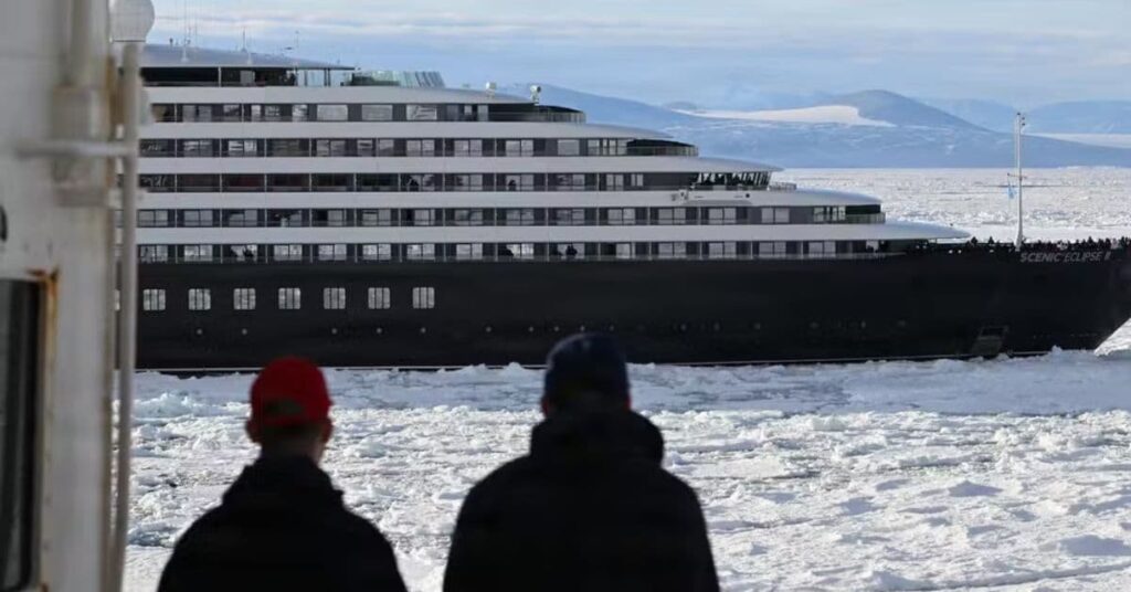 resgate de cruzeiro na Antártida com apoio de quebra-gelo dos EUA