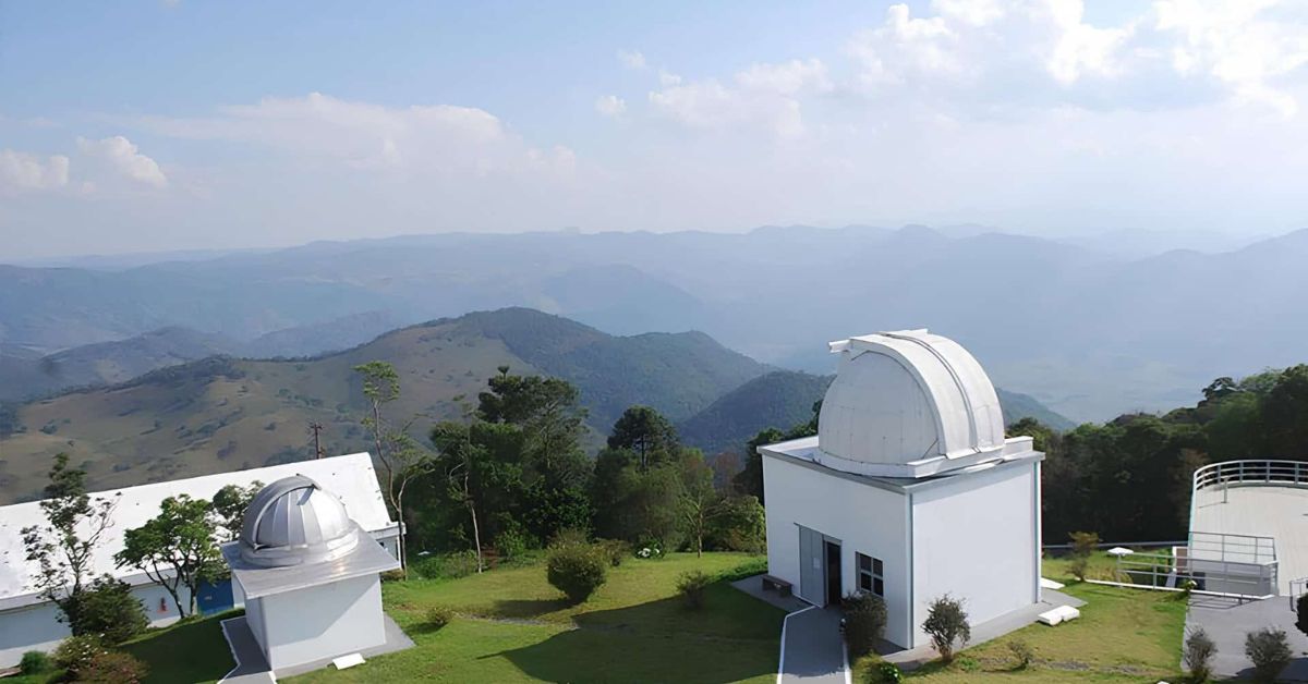 telescópio brasileiro no Observatório do Pico dos Dias, em Minas Gerais