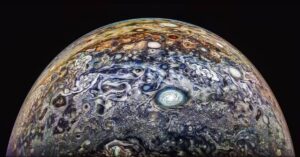 Estudo sobre Júpiter revela que o maior planeta do sistema solar é mais “acinturado” do que se pensava