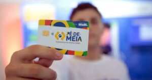 Pé-de-Meia Licenciaturas abre cadastro com até 12 mil bolsas